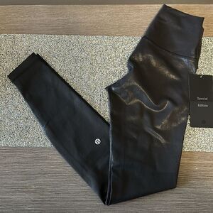 Lululemon Wunder Train High-Rise Tight 28" Foil size 4 NWT Black‎